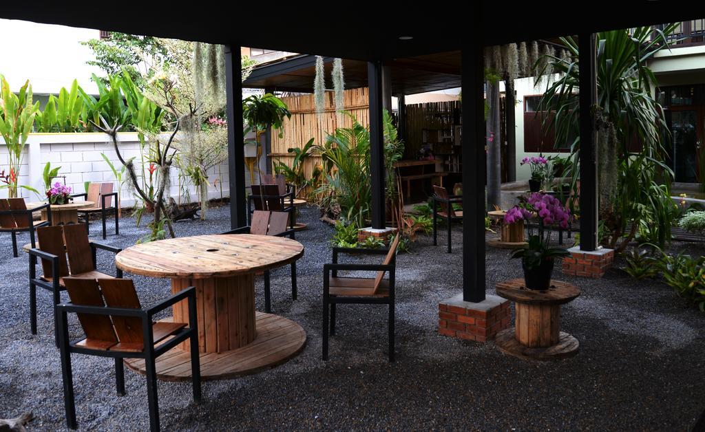 Hotel Nawa Saraan Chiang Mai Exterior foto